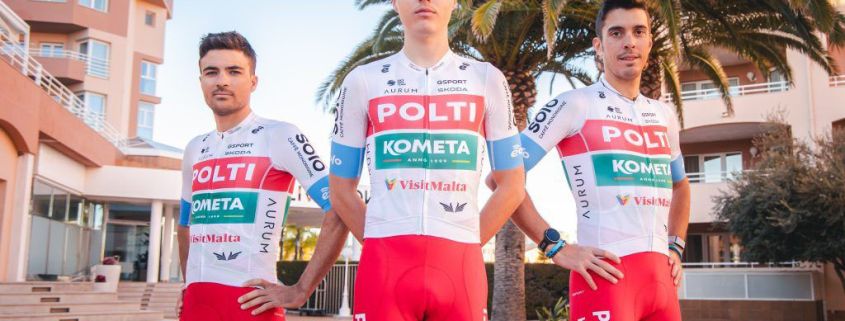 Nueva equipación de os equipos de la Fundación Alberto Contador. FOTO: ©Polti Kometa