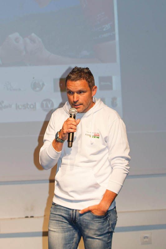 Roberto San Emeterio, presidente del Club Ciclista Noja, en un momento de la presentación.