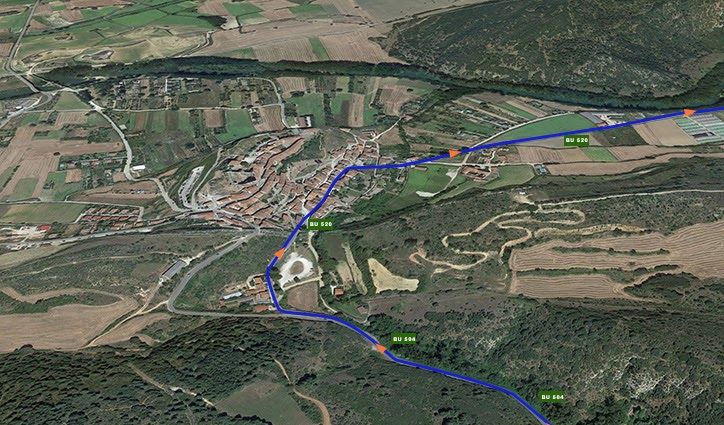 Paso por Frias

Entran por la BU-504 y salen por la BU-520 dirección Montejo de Cebas