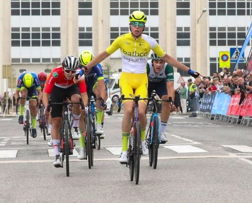 2ª etapa Vuelta al Besaya: Torrelavega-Torrelavega / ©ciclismo gonzalez